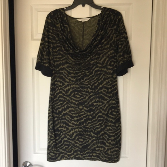 Trina Turk Dresses & Skirts - Women’s dress by Trina Turk size 10